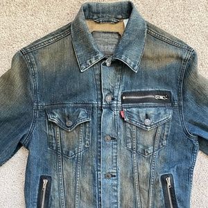 Levi’s Men’s Medium Jean Jacket